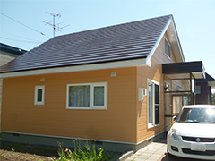 壁と屋根の塗替え後