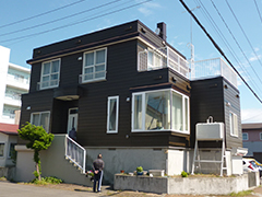 壁と屋根の塗替え後