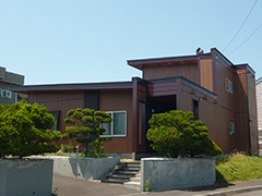 壁と屋根の塗替え後