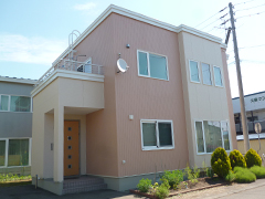 壁と屋根の塗替え後