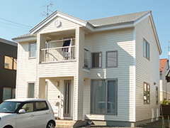 壁と屋根の塗替え後