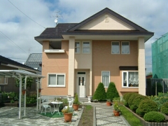 壁と屋根の塗替え後